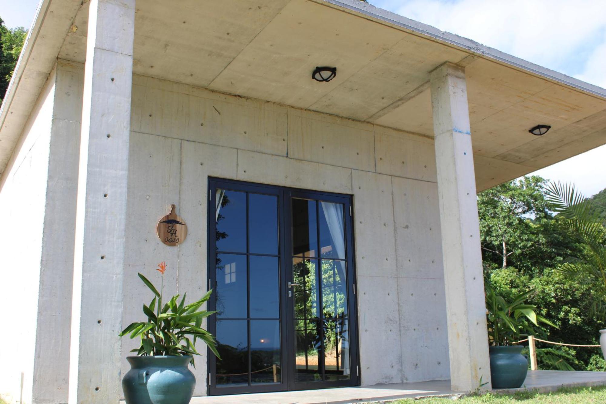 The Serene House Bed & Breakfast 卢基约 外观 照片